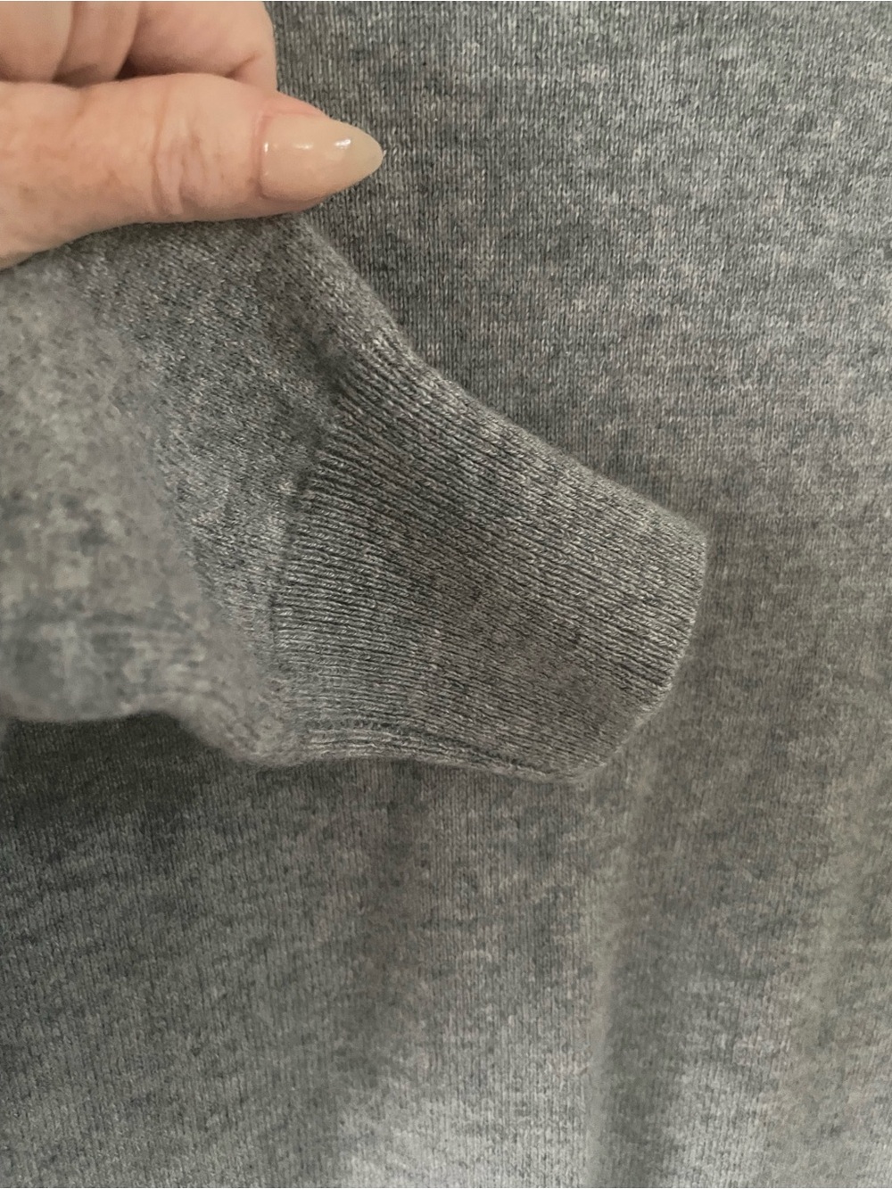 Banana Republic Cashmere Crewneck sweater, men’s small, gray - Picture 3 of 5